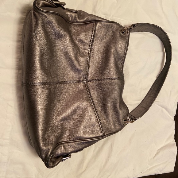 michael kors handbag B-1006 - Picture 3 of 6